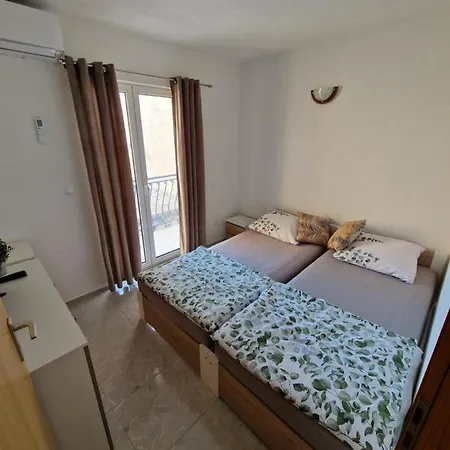 Sacher Apartament * איגריין