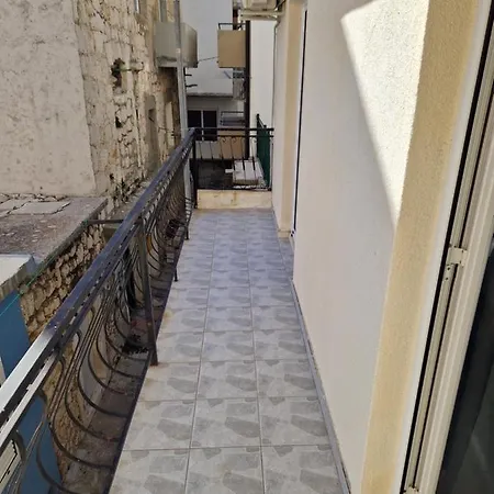Sacher Apartament איגריין